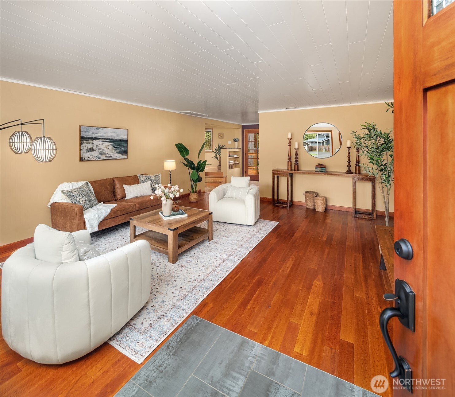 19047 87th Place Southwest Vashon, WA 98070 - Photo 4 of 23 a living room with furniture and wooden floor