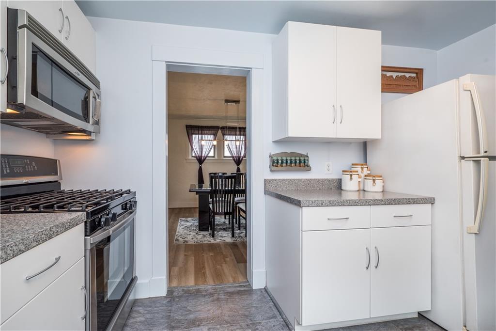 16 Leon Road Pittsburgh, PA 15220 - Photo 12 of 30 Gallery Image 12