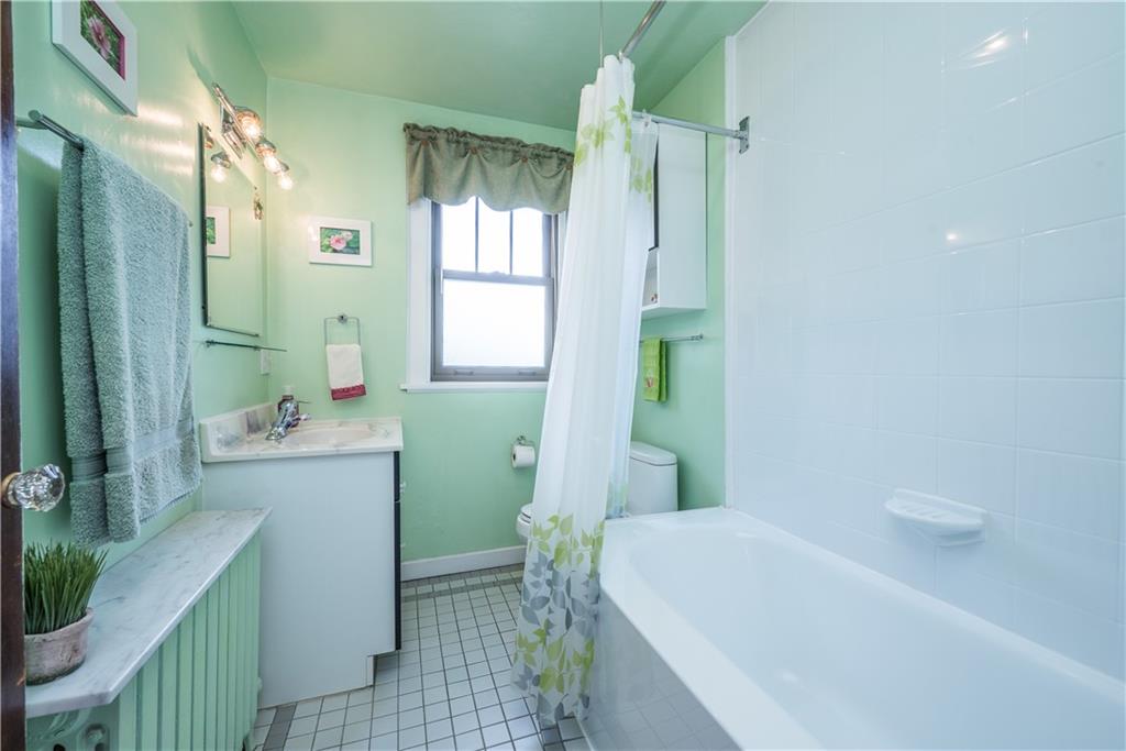 16 Leon Road Pittsburgh, PA 15220 - Photo 23 of 30 Gallery Image 23