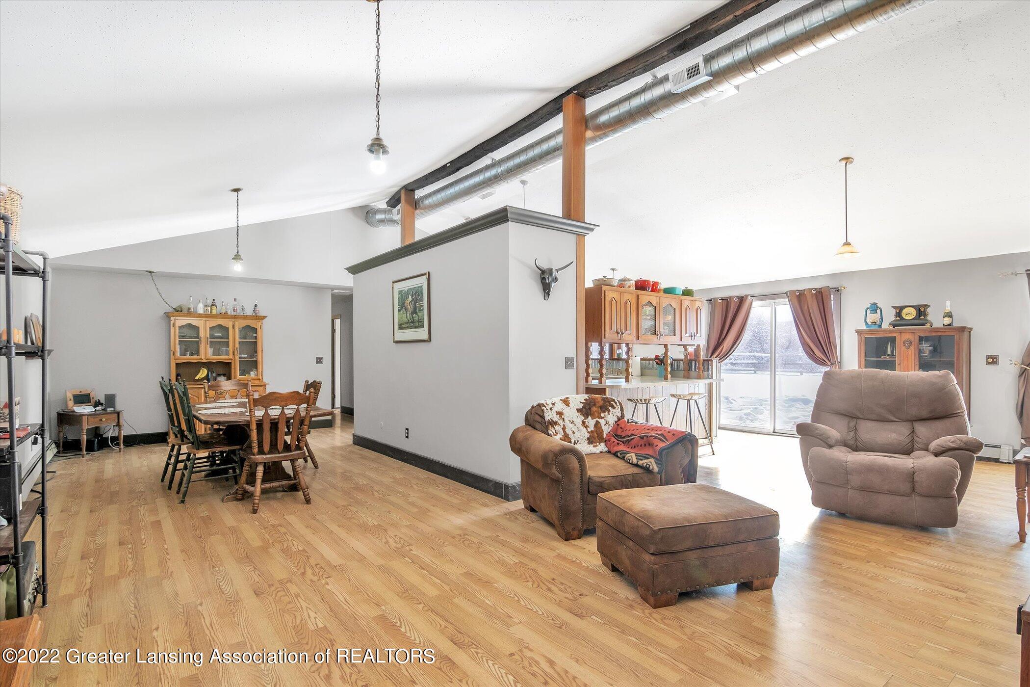 15601 Osius Road Chelsea, MI 48118 - Photo 13 of 49 18-15601-Osius-Rd-WindowStill-Real-Estat