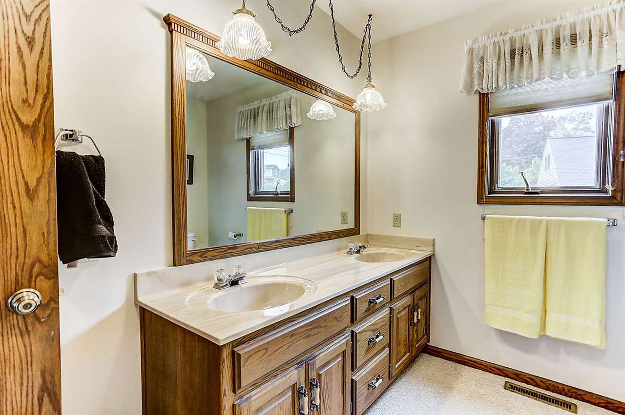 710 Spring Beach Road Rome City, IN 46784 - Photo 16 of 36