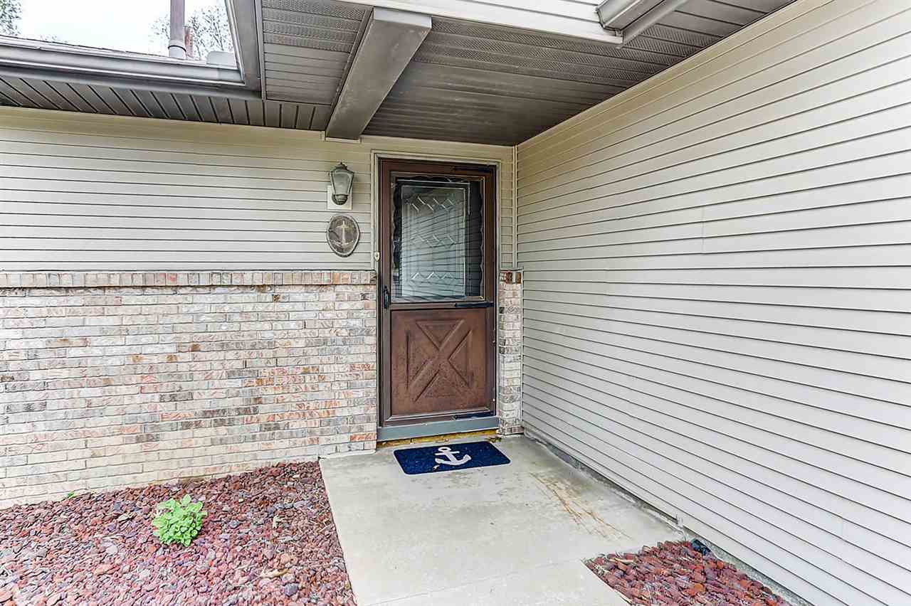 710 Spring Beach Road Rome City, IN 46784 - Photo 3 of 36