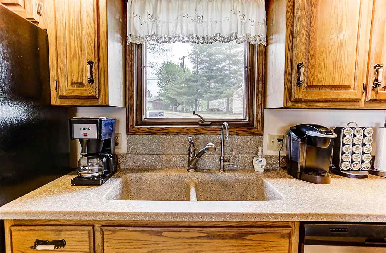 710 Spring Beach Road Rome City, IN 46784 - Photo 5 of 36