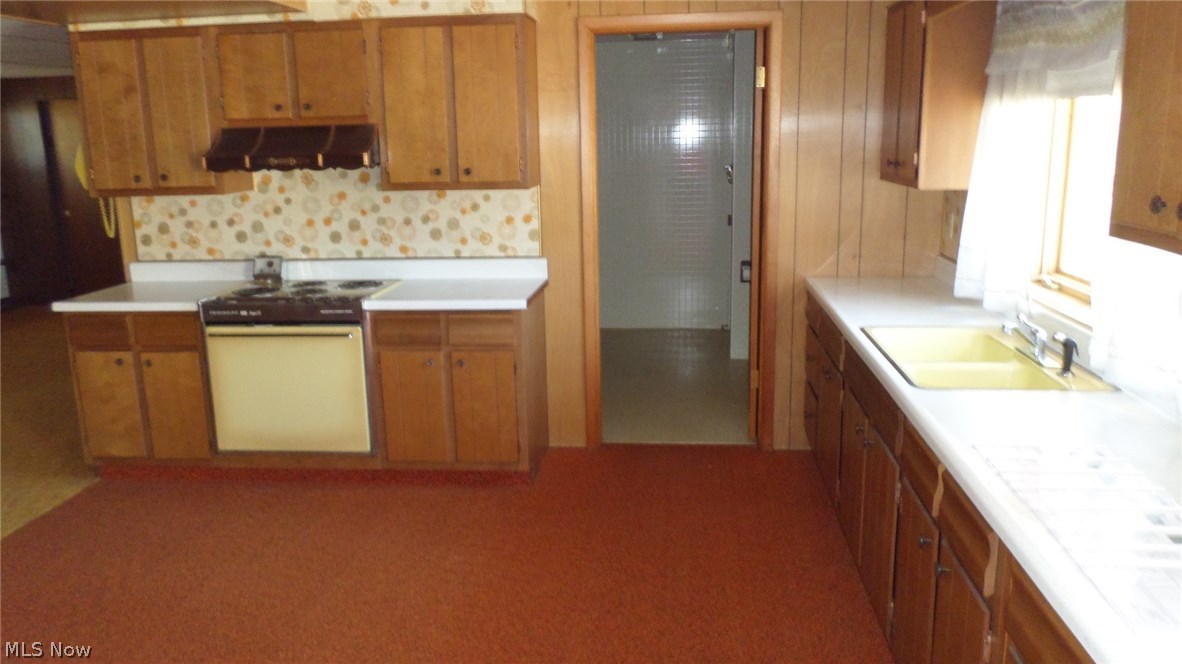 8900 South Kane Road Wadsworth, OH 44281 - Photo 3 of 16 Gallery Image 3
