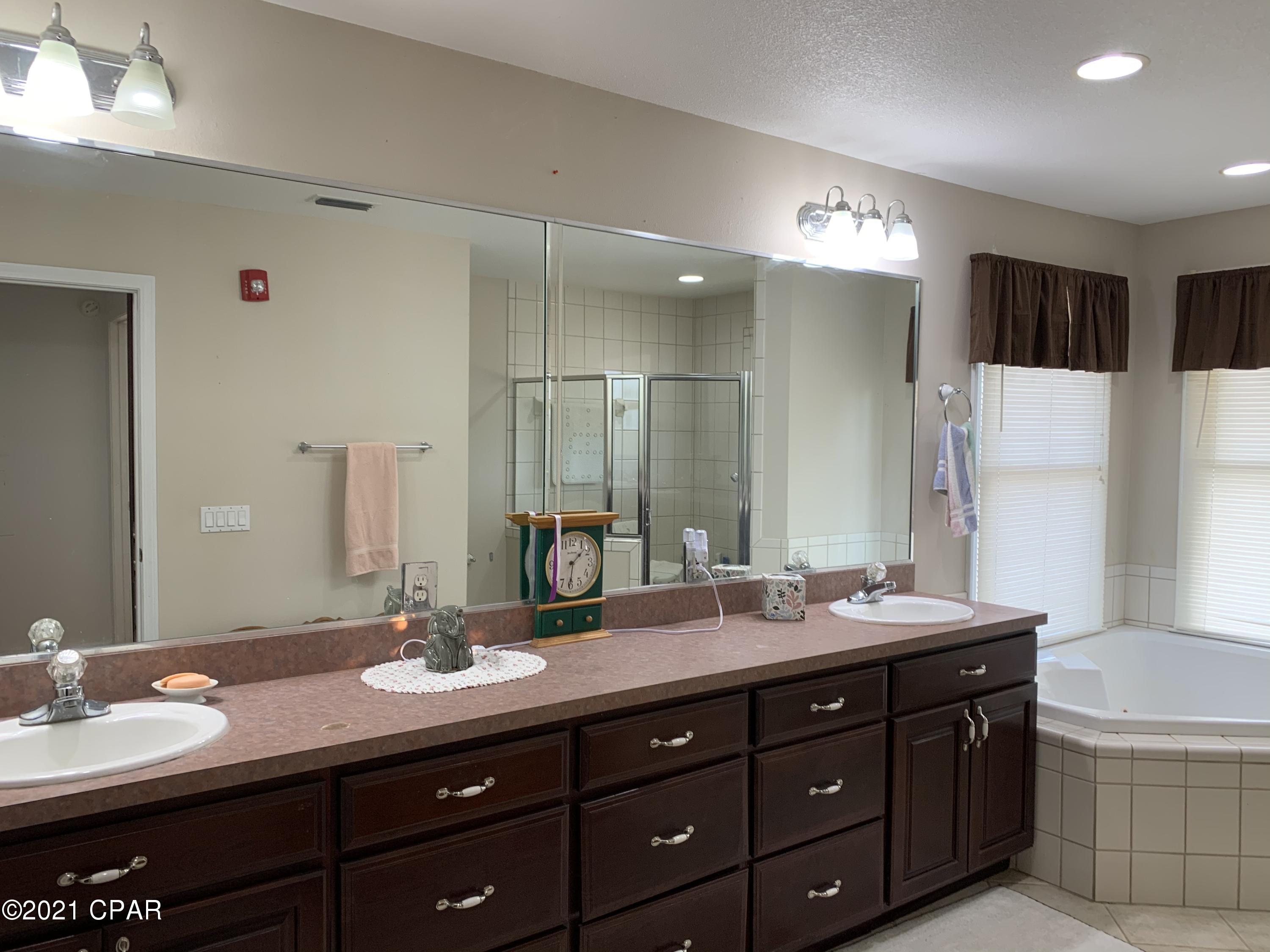 779 Highway 69 Grand Ridge, FL 32442 - Photo 25 of 88 Gallery Image 25