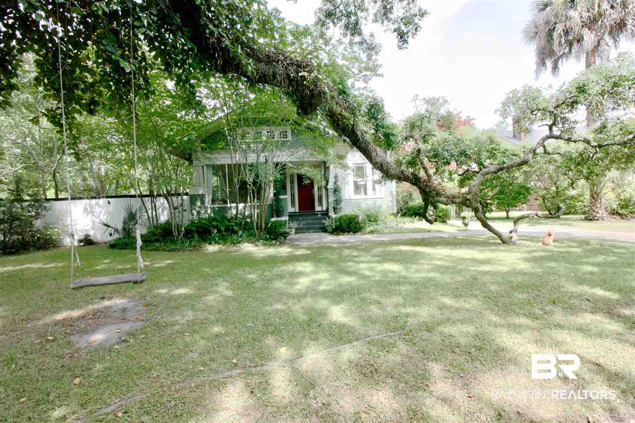 101 Ryan Avenue Mobile, AL 36607 - Photo 1 of 48