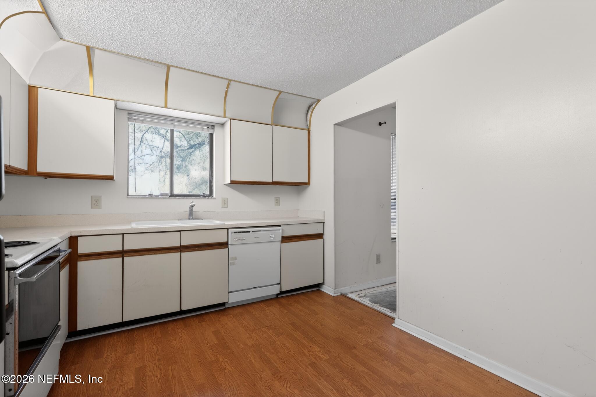 3801 Crown Point Road, Unit 2113 Jacksonville, FL 32257 - Photo 10 of 27 12 (1)