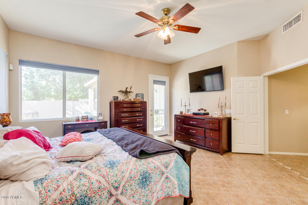 313 West Del Rio Street Gilbert, AZ 85233 - Photo 11 of 24 15-Del Rio