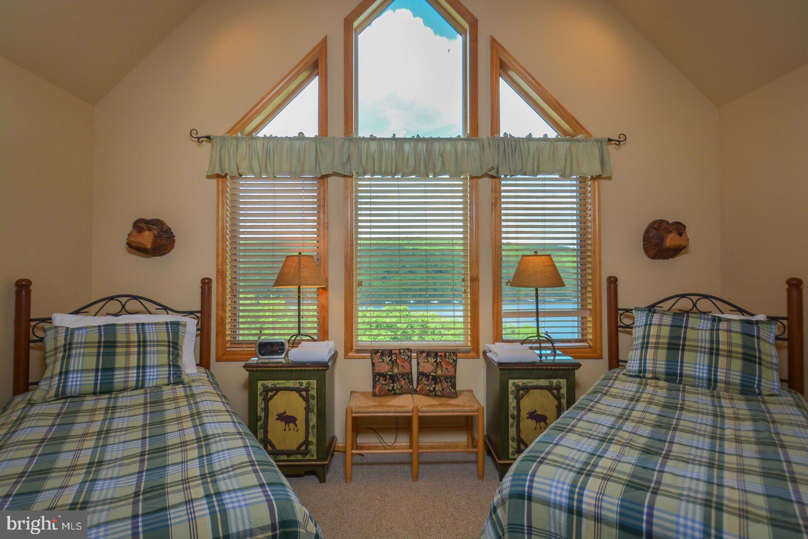 104 Roman Ridge Road Oakland, MD 21550 - Photo 11 of 43 Gallery Image 11