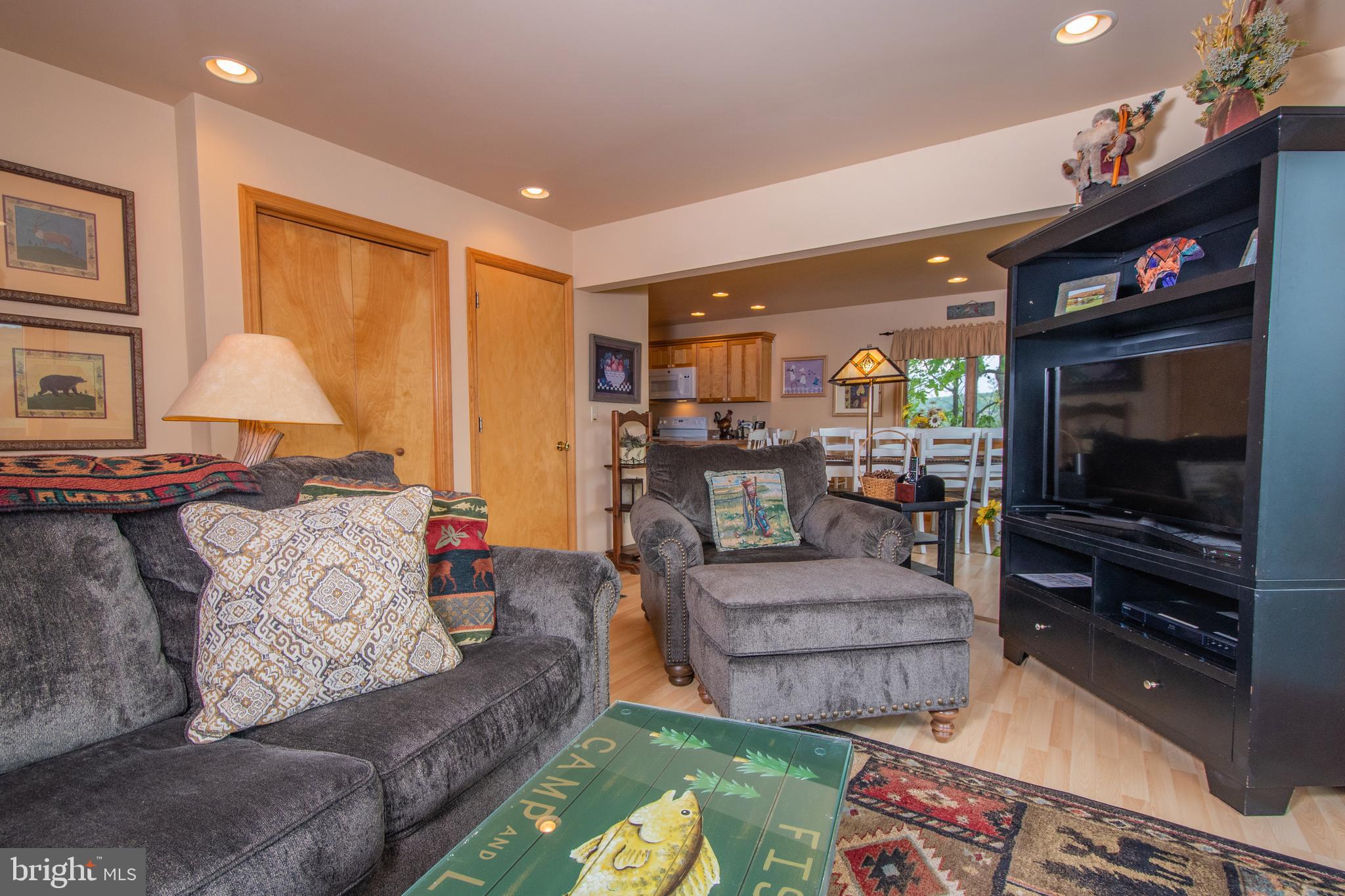 104 Roman Ridge Road Oakland, MD 21550 - Photo 7 of 43 Gallery Image 7