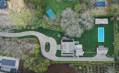 $12,995,000 | 5 Eileens Path, East Hampton, NY 11937