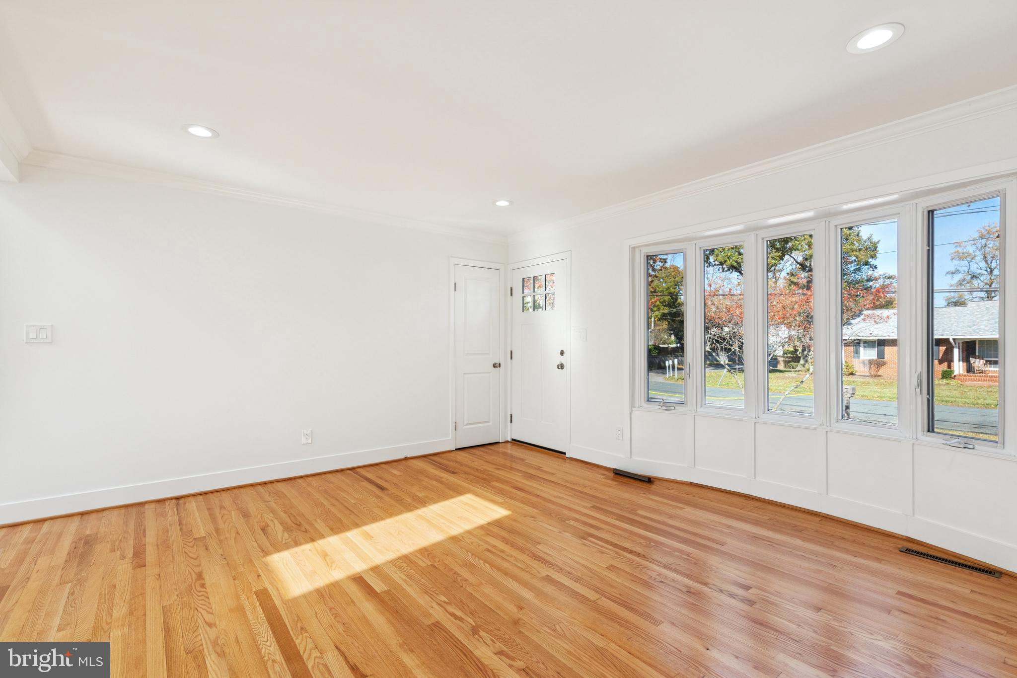 127 Duval Lane Edgewater, MD 21037 - Photo 5 of 60