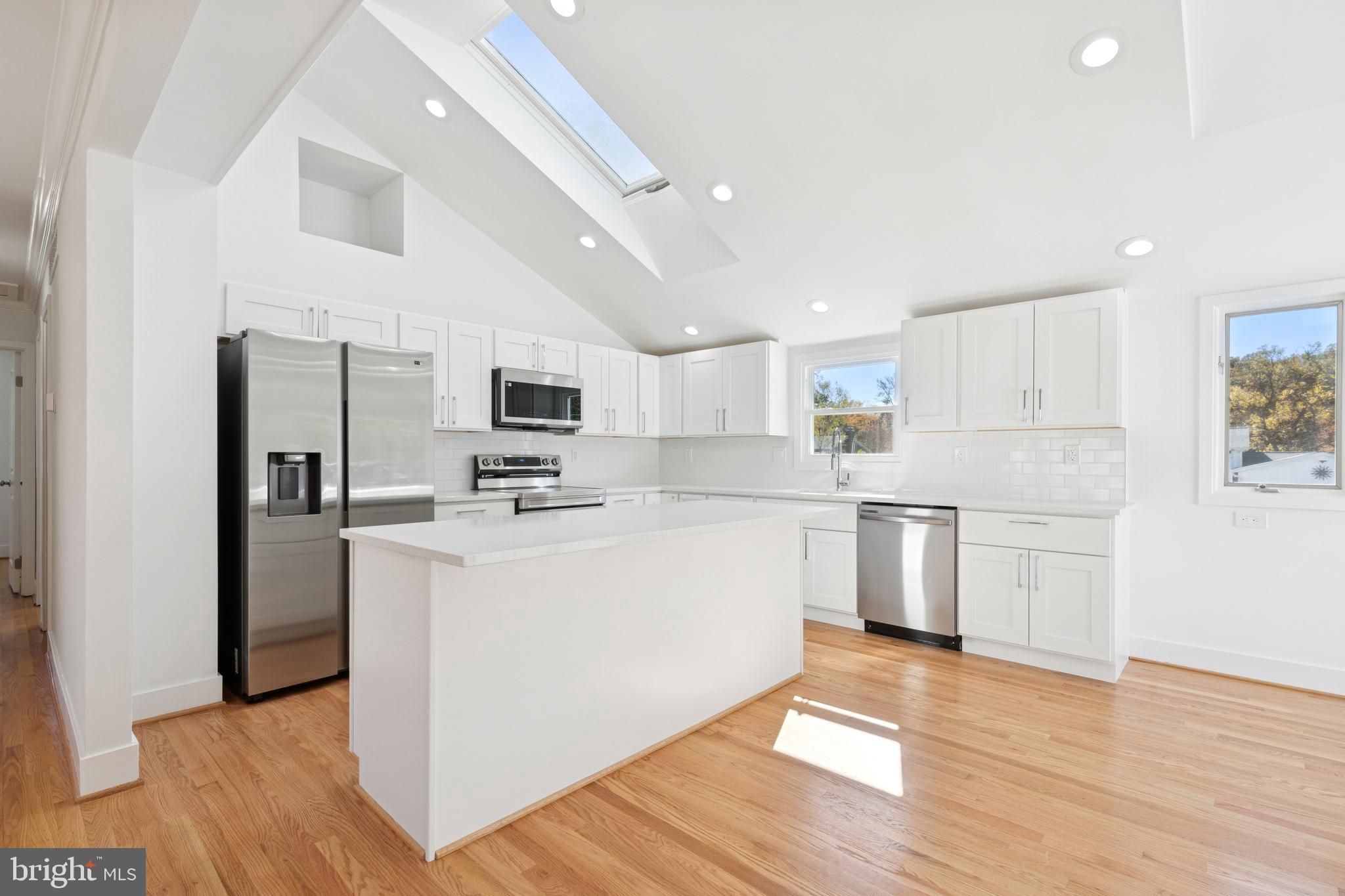 127 Duval Lane Edgewater, MD 21037 - Photo 9 of 60