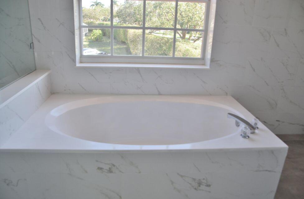 18258 Coral Chase Drive Boca Raton, FL 33498 - Photo 19 of 35 Master Bathroom