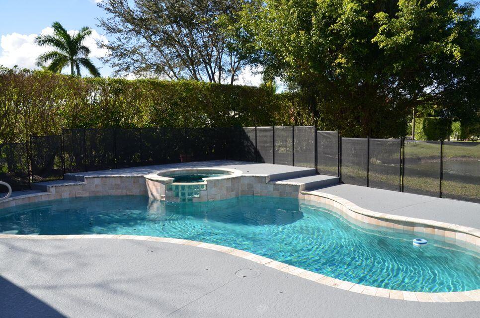 18258 Coral Chase Drive Boca Raton, FL 33498 - Photo 34 of 35 Pool