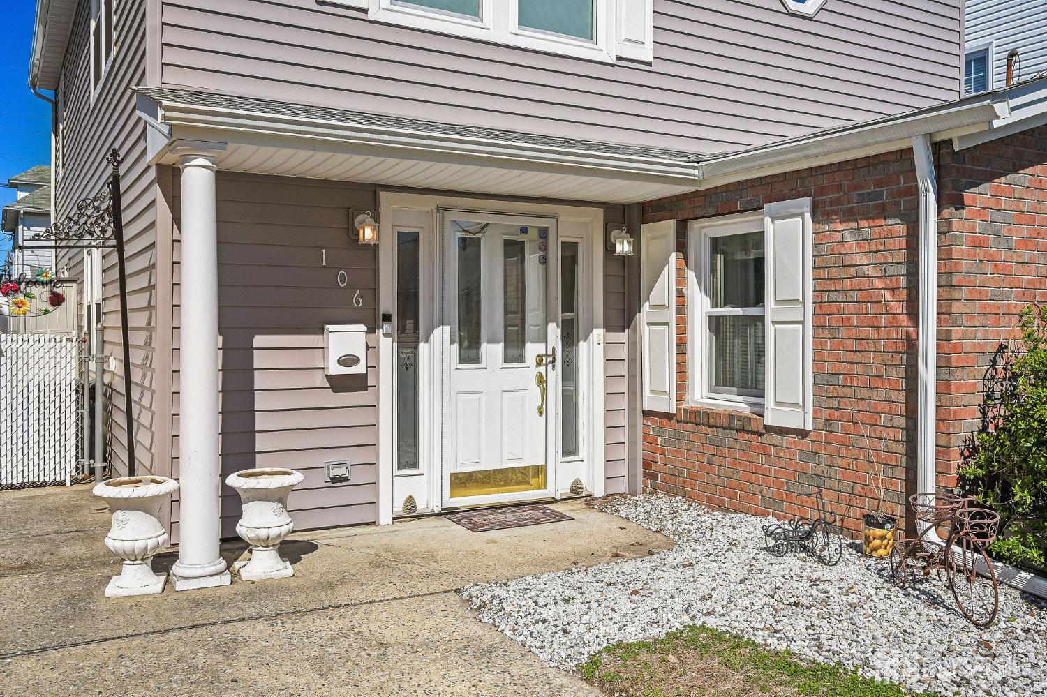 106 Chingarora Avenue Keyport, NJ 07735 - Photo 4 of 41
