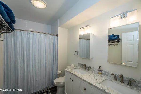 $3,300 | 41 Walton Street, Saratoga Springs, NY 12866