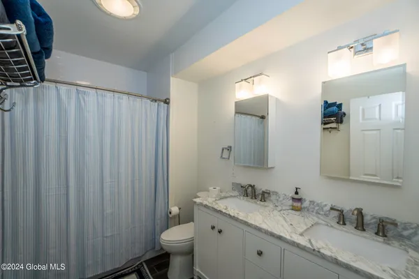 $3,300 | 41 Walton Street, Saratoga Springs, NY 12866