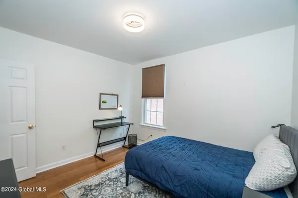 $3,300 | 41 Walton Street, Saratoga Springs, NY 12866