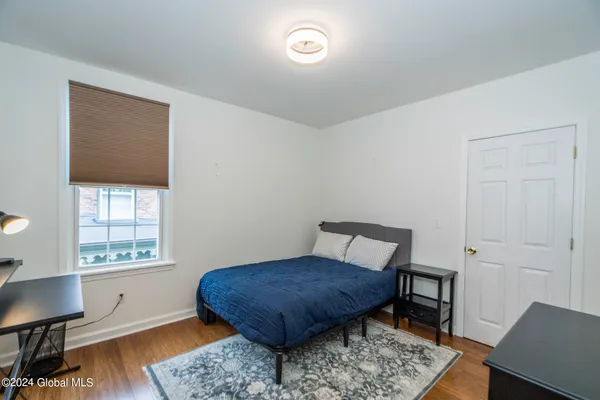 $3,300 | 41 Walton Street, Saratoga Springs, NY 12866