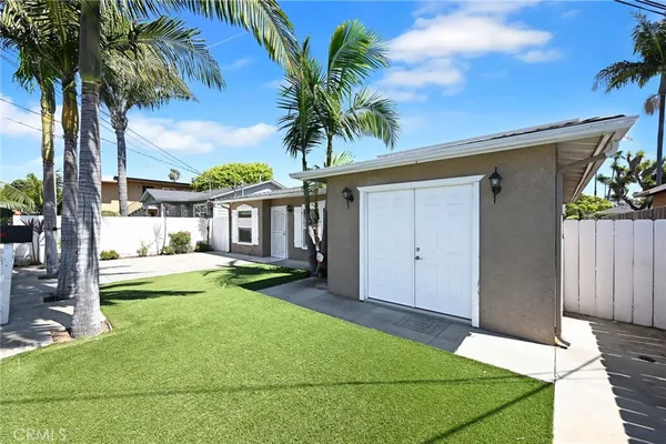 $2,295,000 | 426 Grant Street, Oceanside, CA 92054