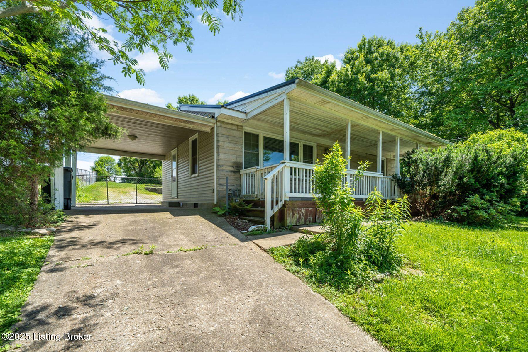247 Zoneton Road Shepherdsville, KY 40165 - Photo 3 of 36 photo_online_002