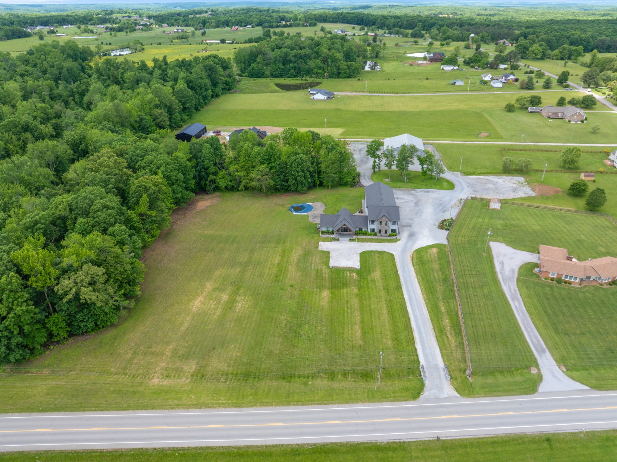 3791 Sylvia Road Dickson, TN 37055 - Photo 90 of 96 a view of an outdoor space