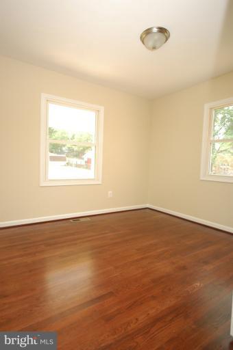 709 Poplar Road Sterling, VA 20164 - Photo 4 of 19 Bedroom