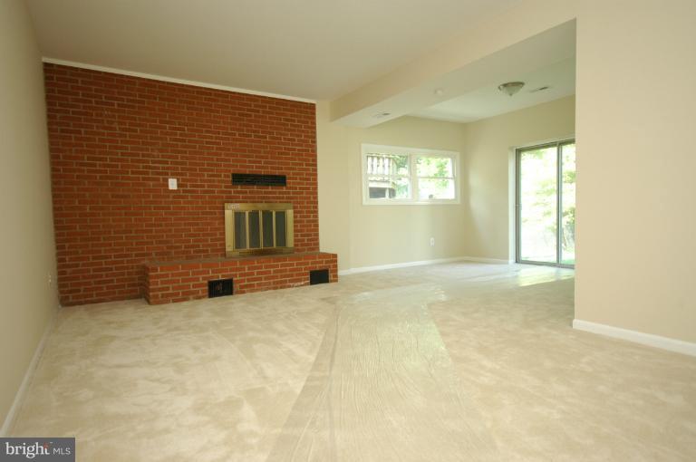 709 Poplar Road Sterling, VA 20164 - Photo 6 of 19 Basement