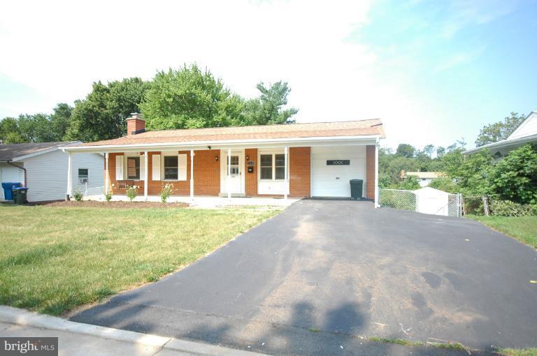709 Poplar Road Sterling, VA 20164 - Photo 8 of 19 Exterior (Front)