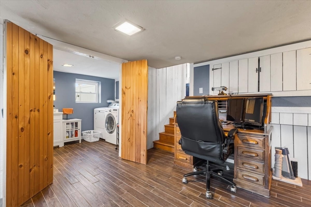 44 Vinedale Road Brockton, MA 02301 - Photo 26 of 36