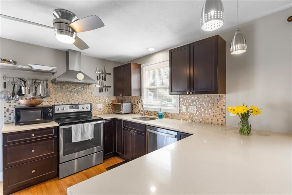 44 Vinedale Road Brockton, MA 02301 - Photo 6 of 36