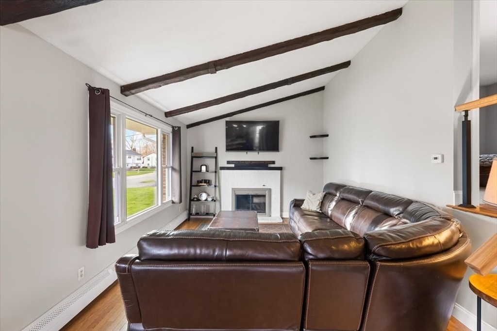 44 Vinedale Road Brockton, MA 02301 - Photo 9 of 36