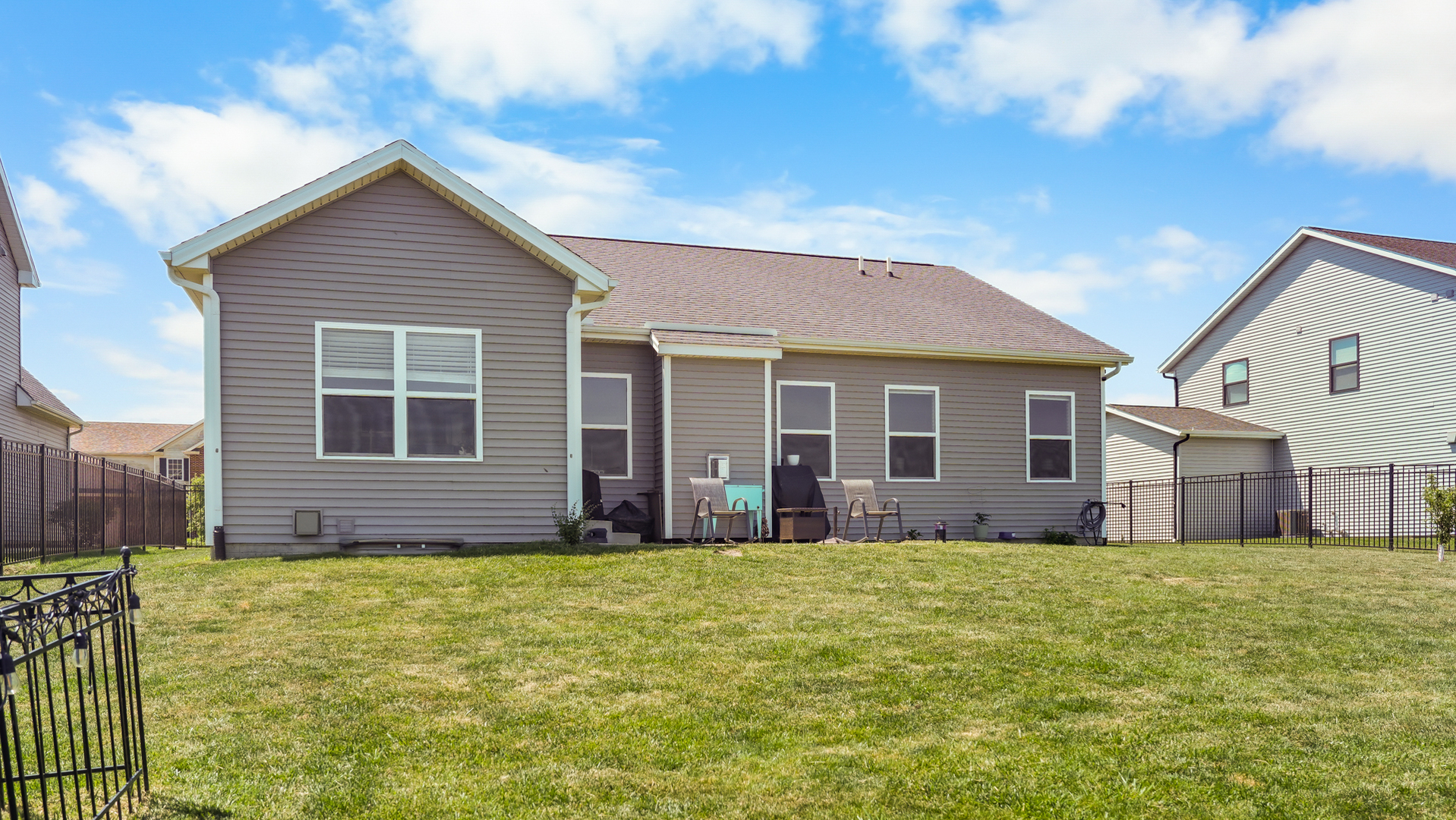 1012 Declaration Drive Savoy, IL 61874 - Photo 45 of 48