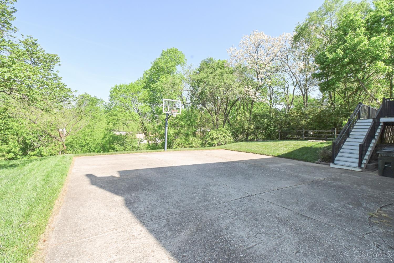 5820 Timely Terrace Cincinnati, OH 45233 - Photo 25 of 26