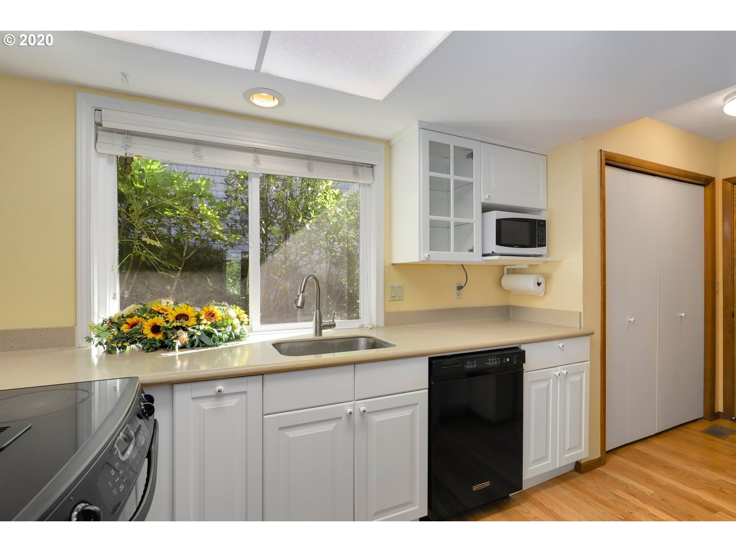 151 Kingsgate Road Lake Oswego, OR 97035 - Photo 9 of 32 Gallery Image 9
