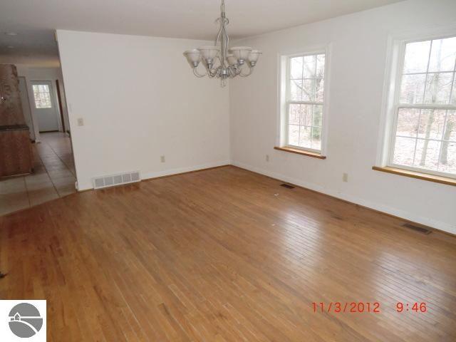 8057 Albrecht Road Interlochen, MI 49643 - Photo 10 of 18 1740530-9.JPG