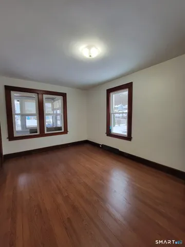 $1,850 | 14 Richard Street, Unit 1, Ansonia, CT 06401