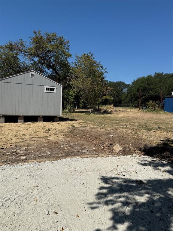 803 Billings Road Tolar, TX 76476 - Photo 5 of 7 Gallery Image 5