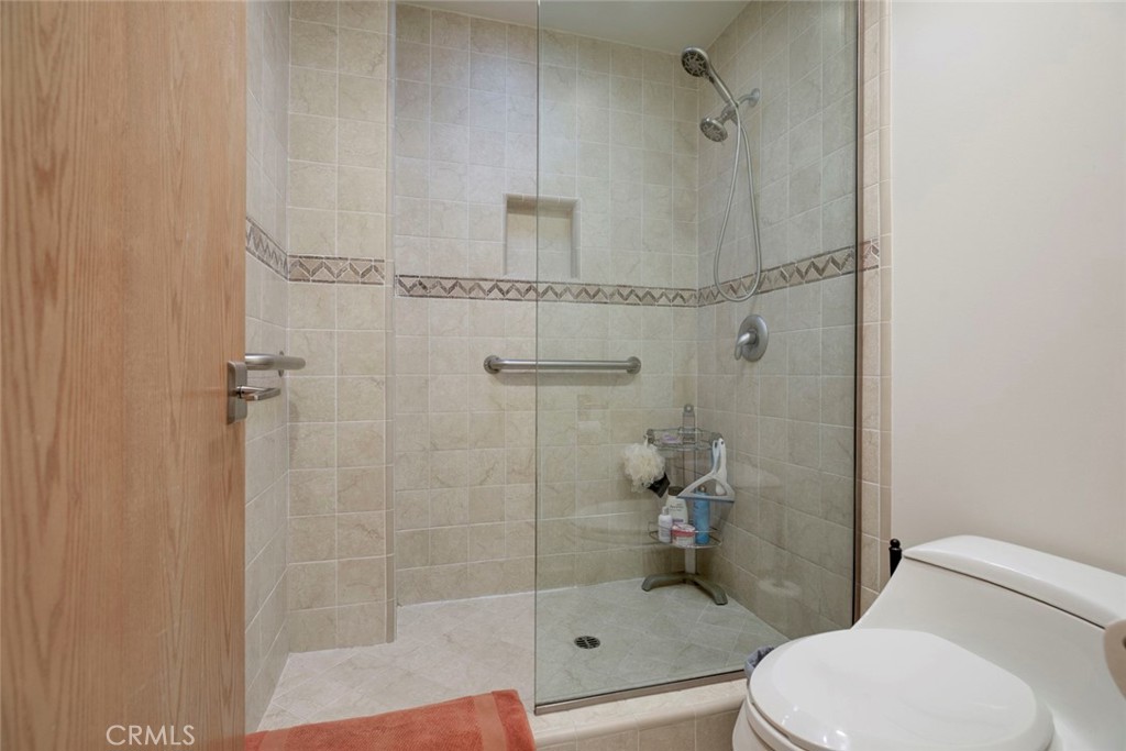 6911 Valmont Street Tujunga, CA 91042 - Photo 29 of 55 Primary Bedroom Bathroom 1