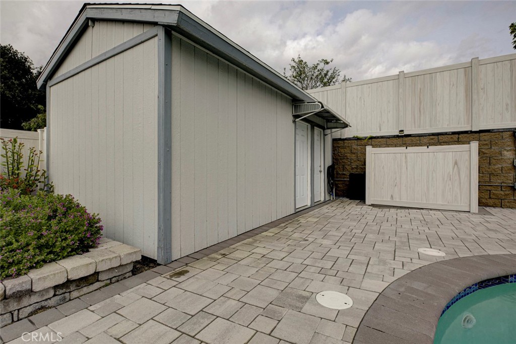 6911 Valmont Street Tujunga, CA 91042 - Photo 38 of 55 Storage & Laundry room for back unit