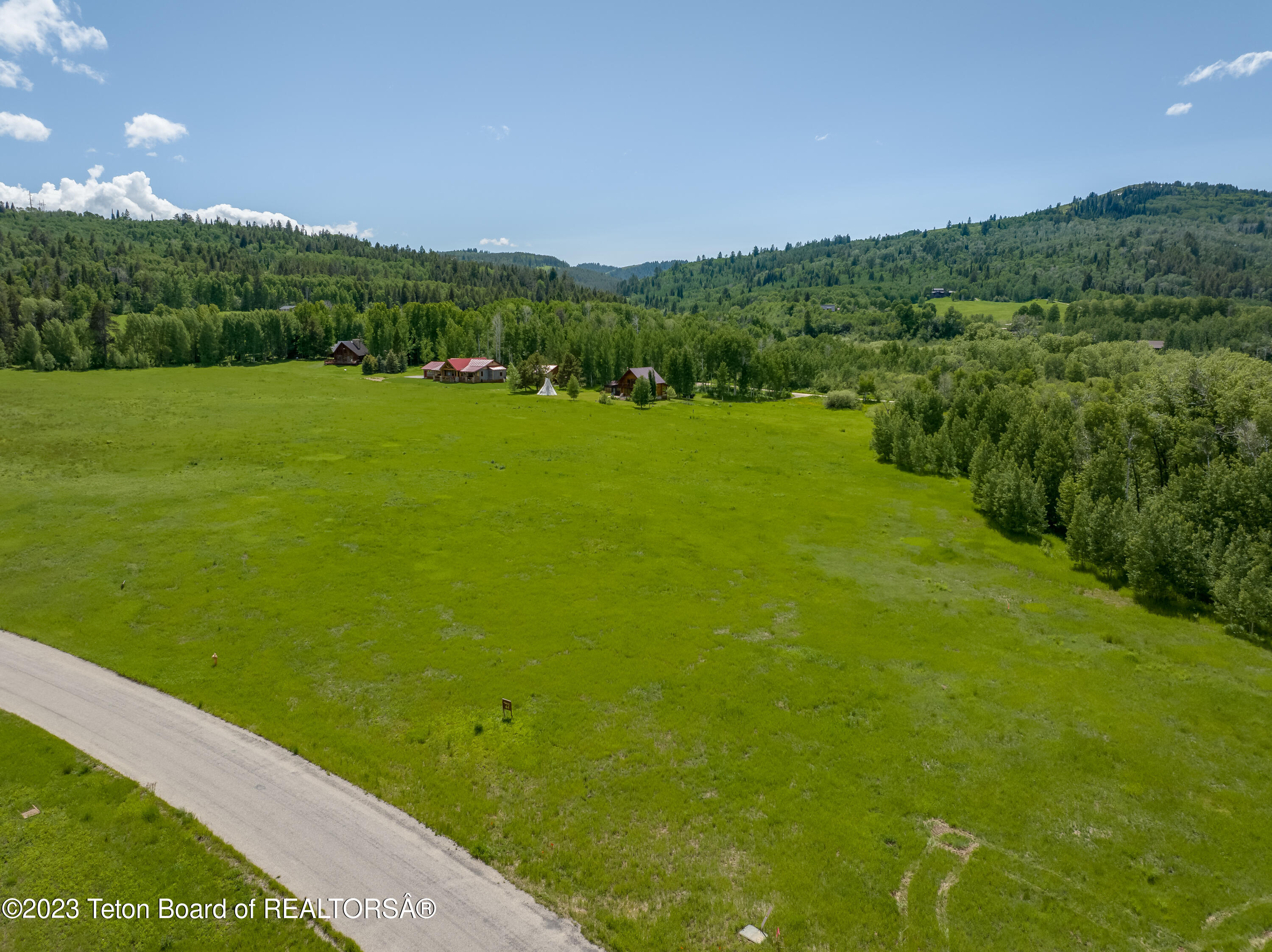 9830 Hiddenwaters Lane Victor, ID 83455 - Photo 15 of 17 11-HIdden Waters 44-11