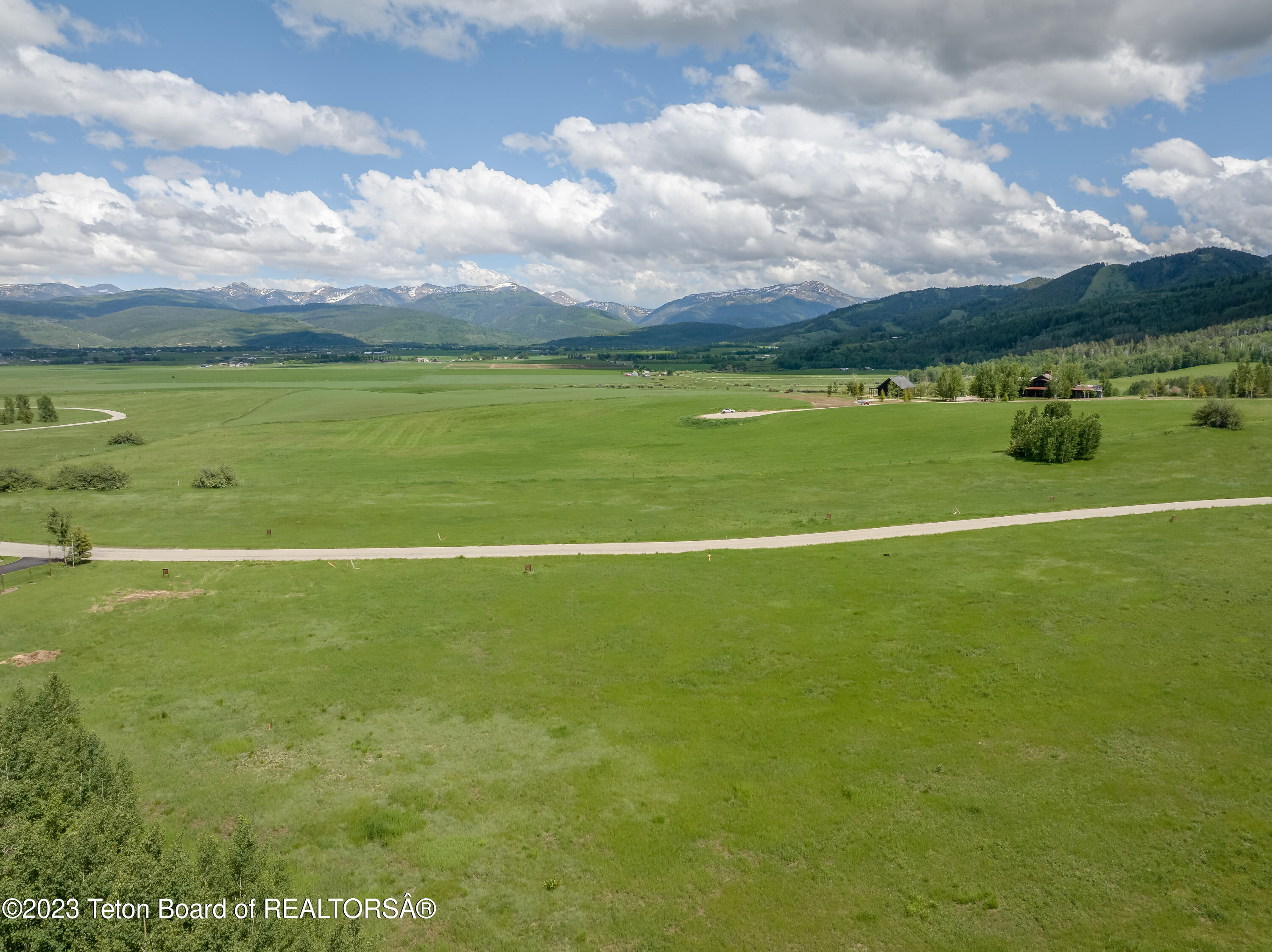 9830 Hiddenwaters Lane Victor, ID 83455 - Photo 6 of 17 14-HIdden Waters 44-14