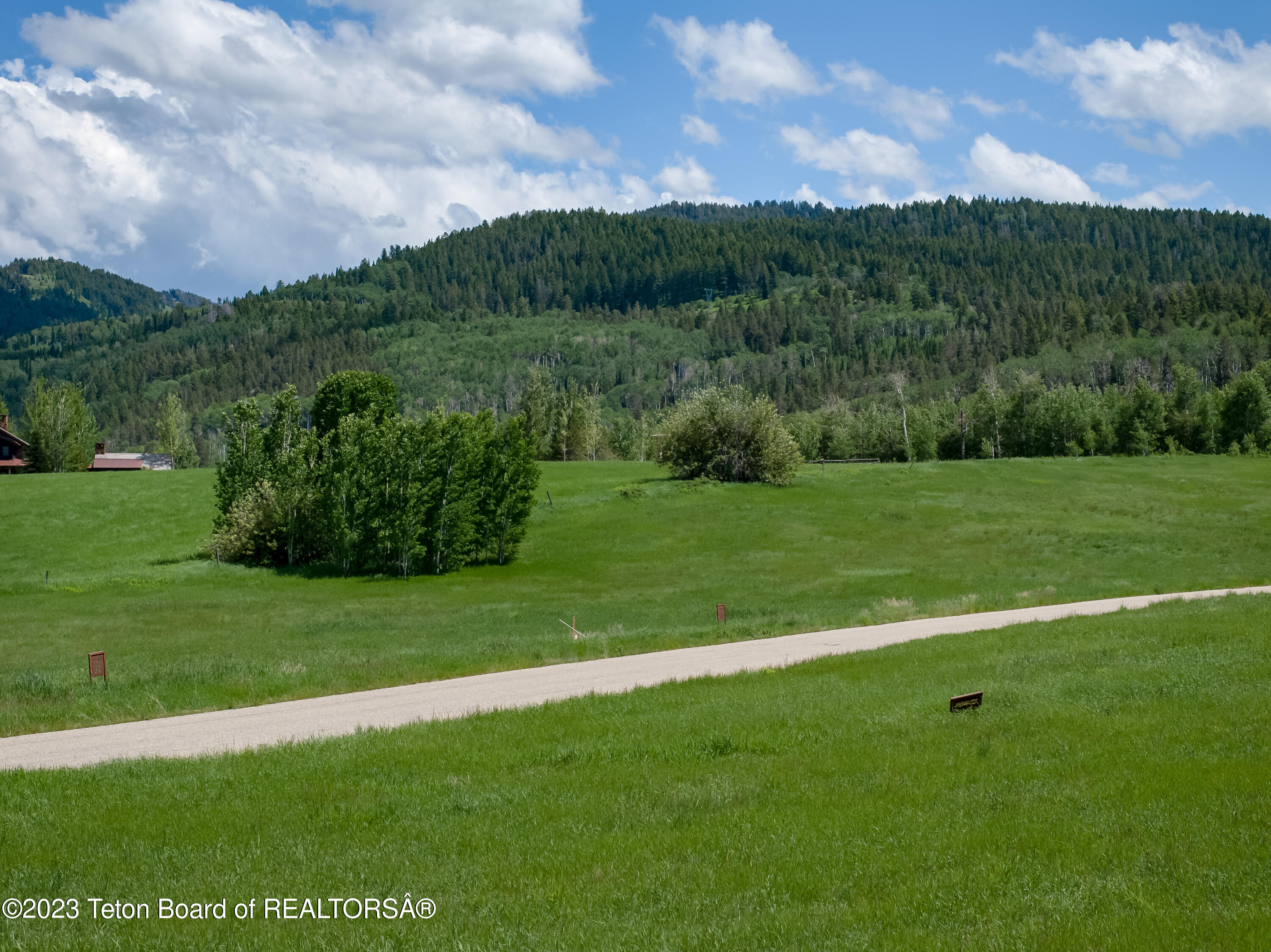 9830 Hiddenwaters Lane Victor, ID 83455 - Photo 10 of 17 06-HIdden Waters 44-6