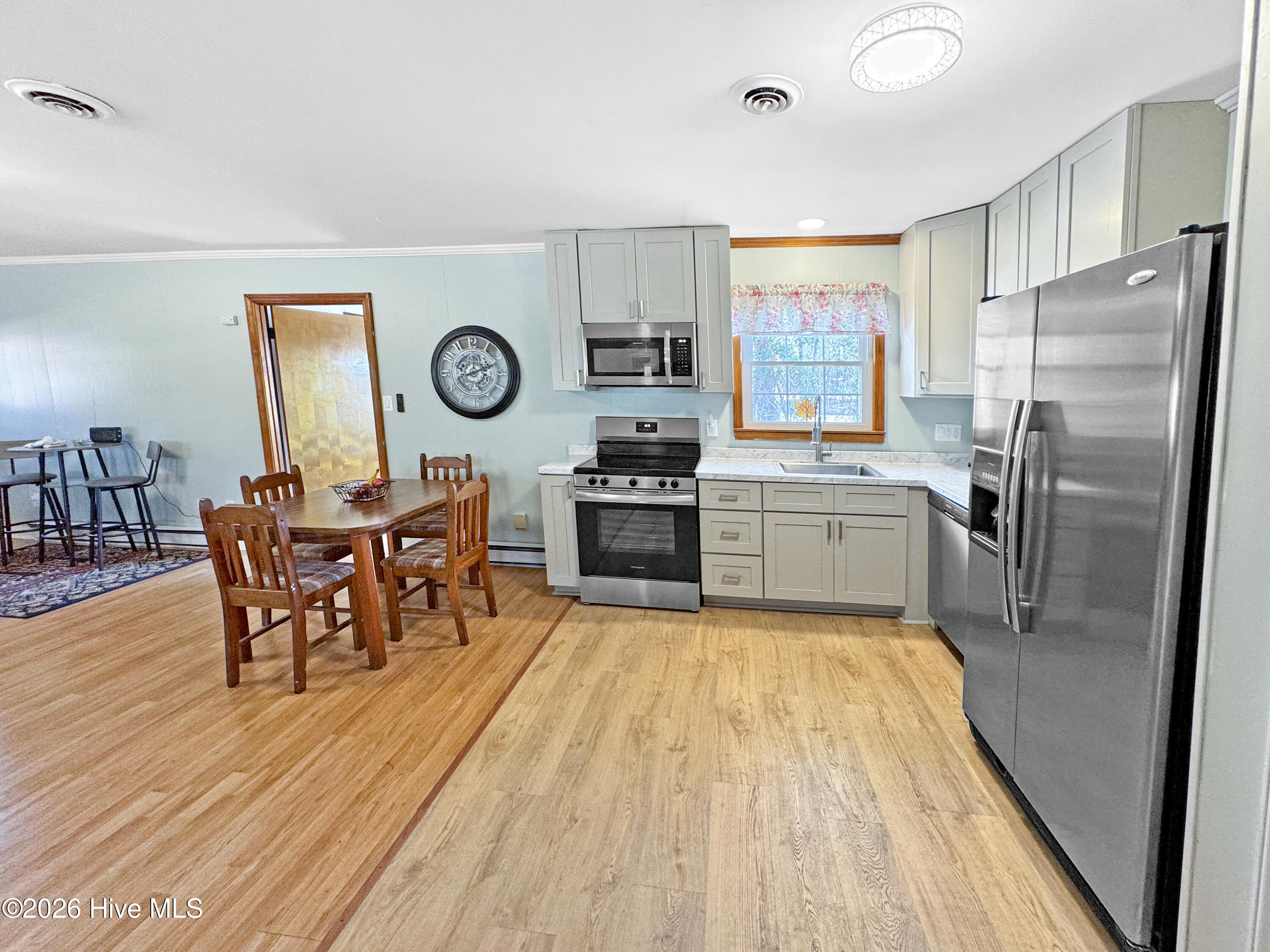279 Clark Road Bath, NC 27808 - Photo 6 of 19 Kitchen/dining area