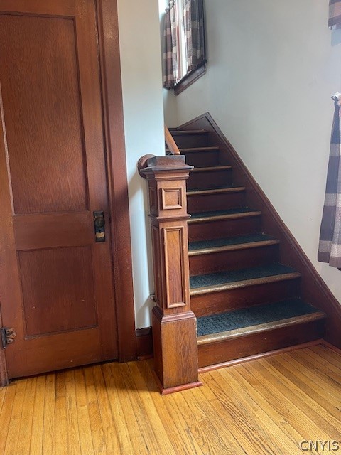 700 Elm Street Rome, NY 13440 - Photo 11 of 48 Foyer/owner side