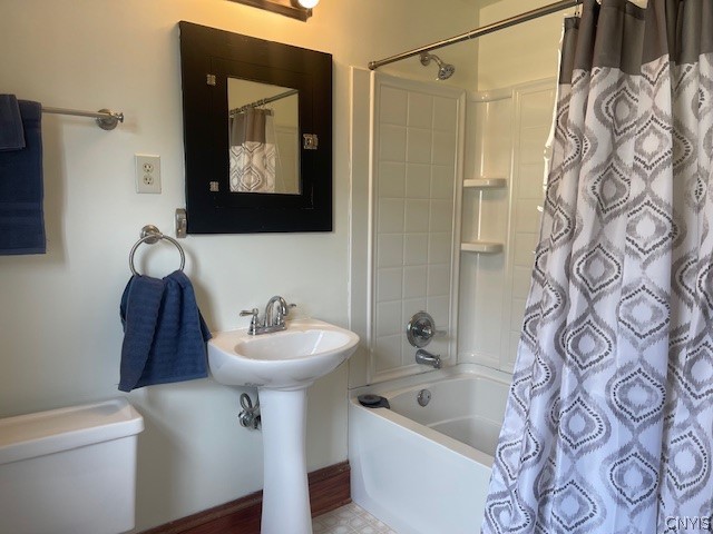 700 Elm Street Rome, NY 13440 - Photo 45 of 48 Full bath