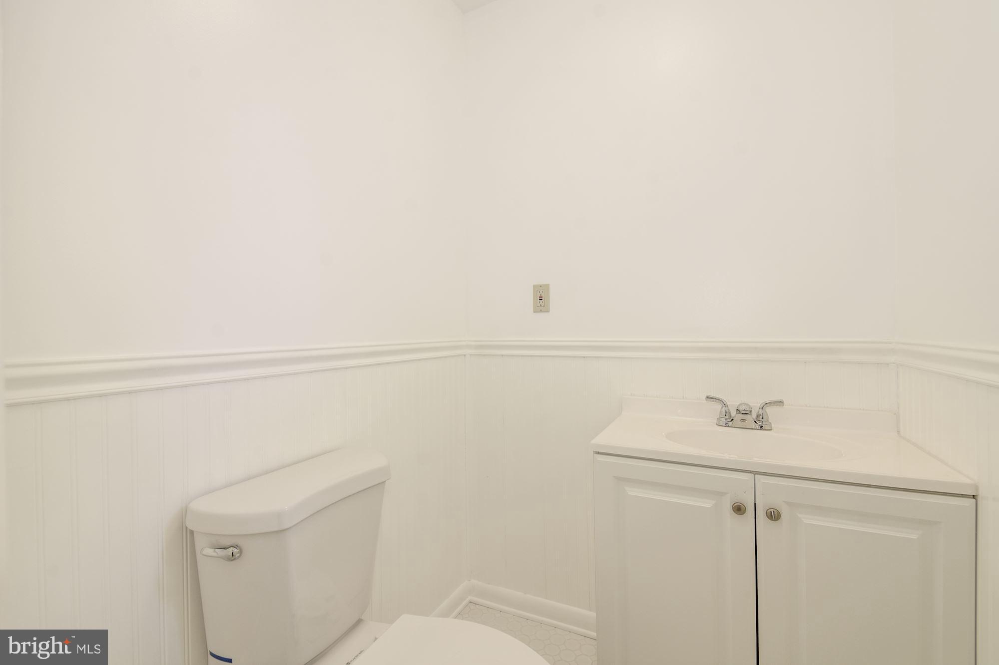 509 Arkhaven Road Tracys Landing, MD 20779 - Photo 28 of 40 Half Bath Attached to Bedroom #3