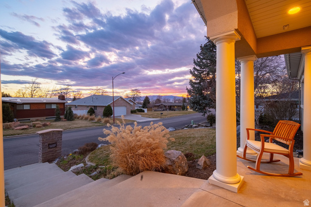 3250 Mohawk Lane Provo, UT 84604 - Photo 5 of 92