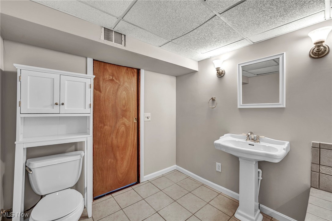 30051 Forestgrove Road Willowick, OH 44095 - Photo 29 of 47